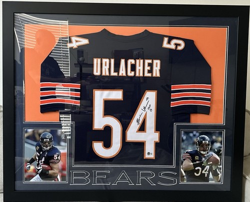 Brian Urlacher Signed Framed Chicago Bears Custom Pro Style Jersey HOF18 Beckett