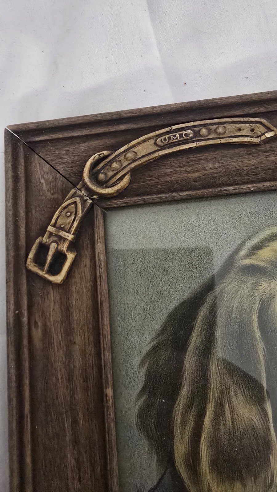 Scarce Antique UMC Hunting Dog Litho in Orig Belt Horseshoe  Frame Early 1900s
