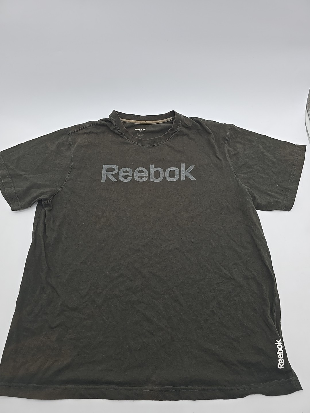 Reebok T-Shirt Mens Large Green Spell Out Tee..#24504