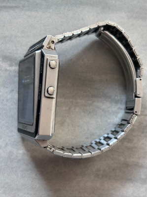 【激レア】SEIKO 液晶テレビ付き腕時計T001-5000　ヴィンテージ品 Rare Vintage SEIKO T001-5000 TV Watch Digital - First TV Watch