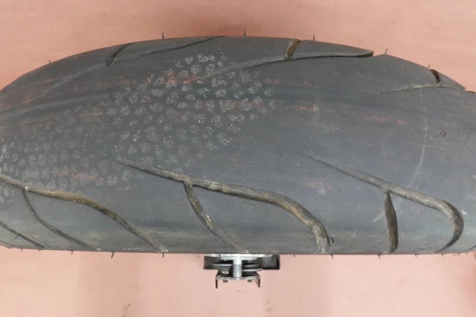 Передний обод колеса шина 140/90 B16 1999-2006 Harley Davidson Road King FLHRCI - Изображение 2 из 4