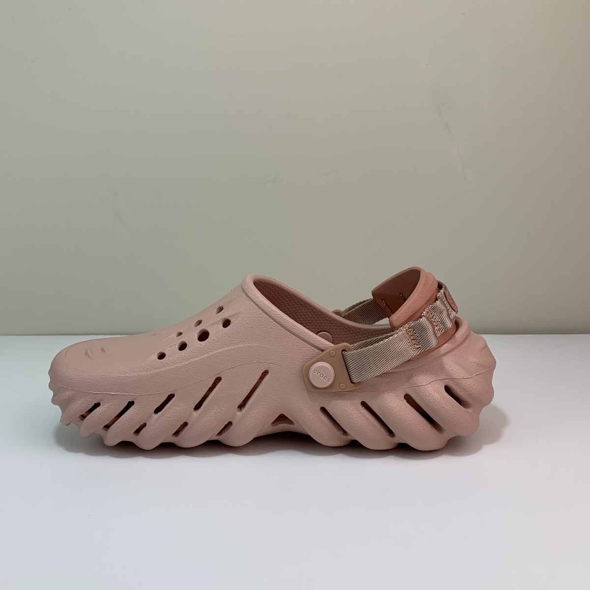 Crocs Echo Clog Vanilla Mens 10 Stucco Tan Pink Turbo Strap Sporty Streetwear Crocs Echo Clog Stucco | 207937-160 | Laced main image 4