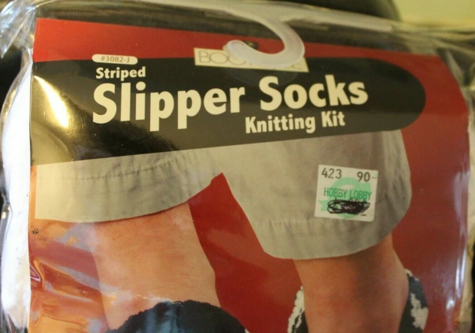 Nuevo Kit de Tejido Calcetines Zapatilla Blanco y Negro Hilo Craft Project -YN -9 Foto 2 de 4