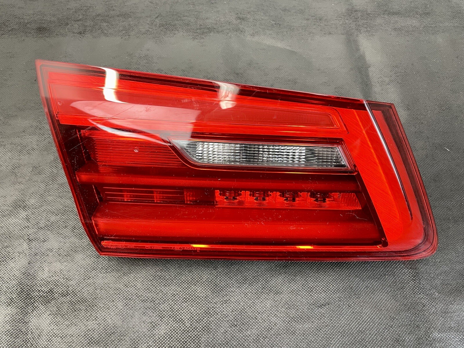 Original BMW 5 F90 M , G30 Rear light in trunk lid, left 
