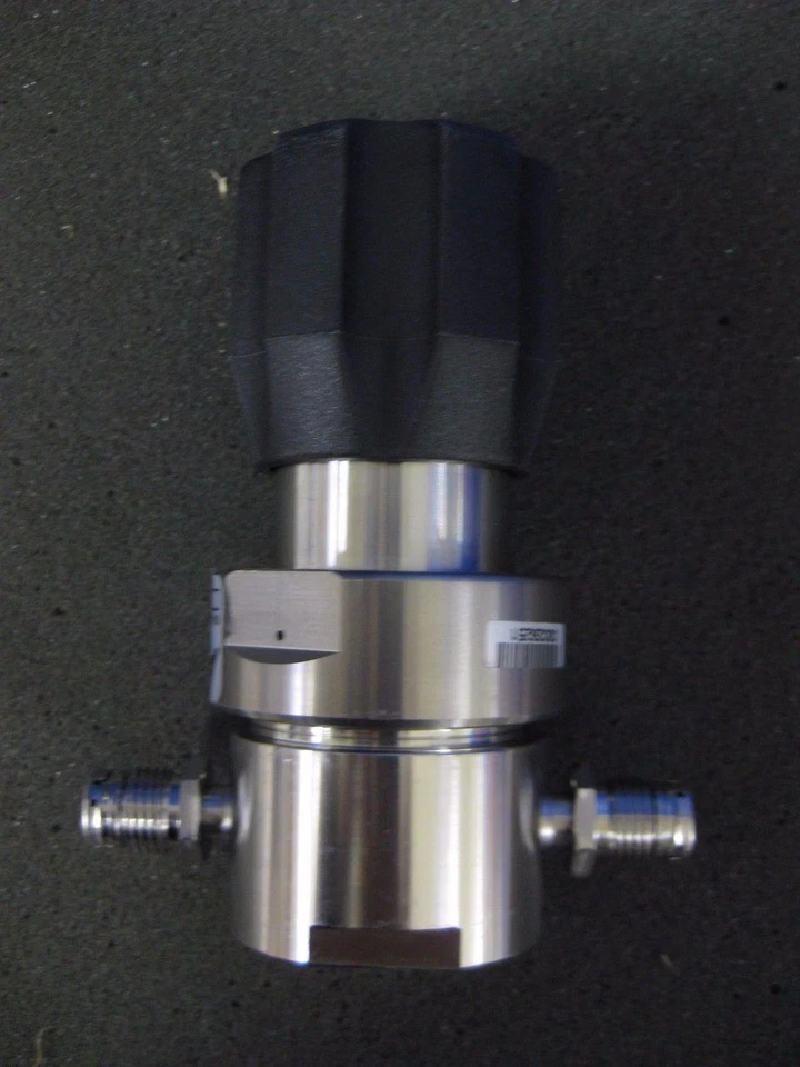 Regulador de presión APTech AZ1010S 3PW MV4 MV4 IV4, 100 psig, nuevo Foto 2 de 4