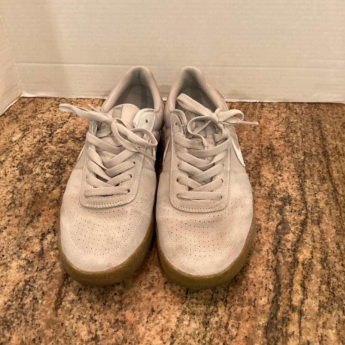 Nike sb team classic gum sole sale