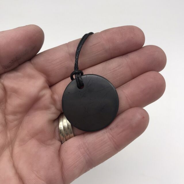 Shungite Polished Pendant - EMF Radiation Protection (SMALL CIRCLE) Shungite Polished Pendant - EMF Radiation Protection (SMALL CIRCLE)