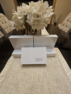 Qure sleep on the smooth side silk pillowcase
