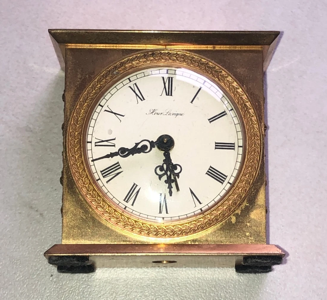 Lot - Gilded horloge pendule à colonnes Hour Lavigne Paris