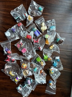 Disney TSUM TSUM LOT Of 28 Bags Mostly New Still In Package Some Doubles Cute
