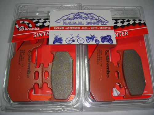 Pastillas BREMBO Delanteros Bombardier 650 Traxter Max Left / Trasero 03>05