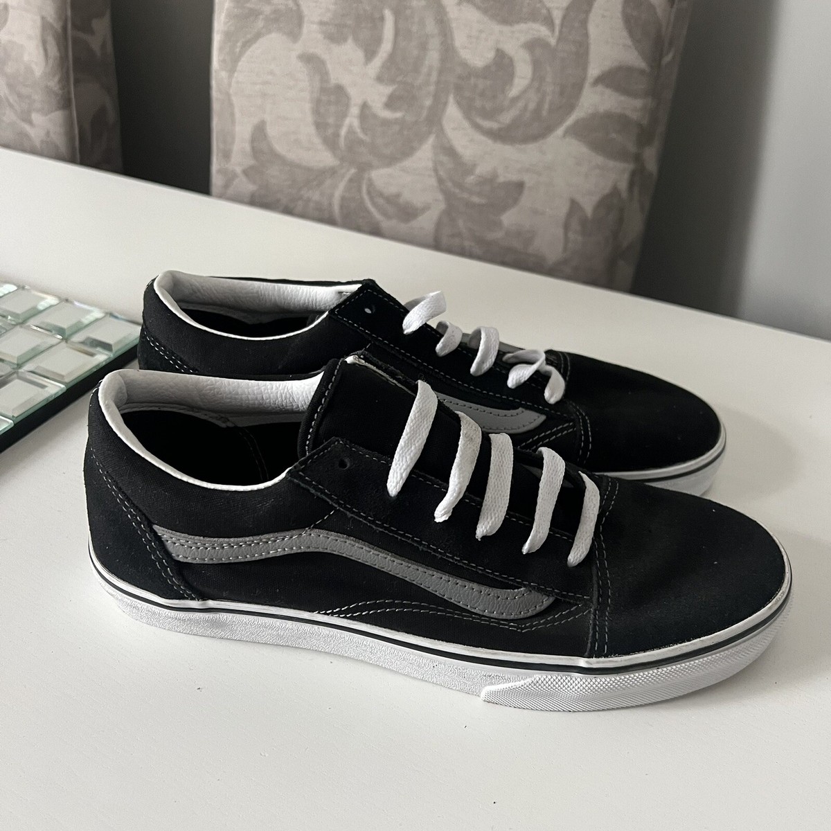 Vans Black Suede Old Skool Pumps Shoes Size UK Junior Women’s
