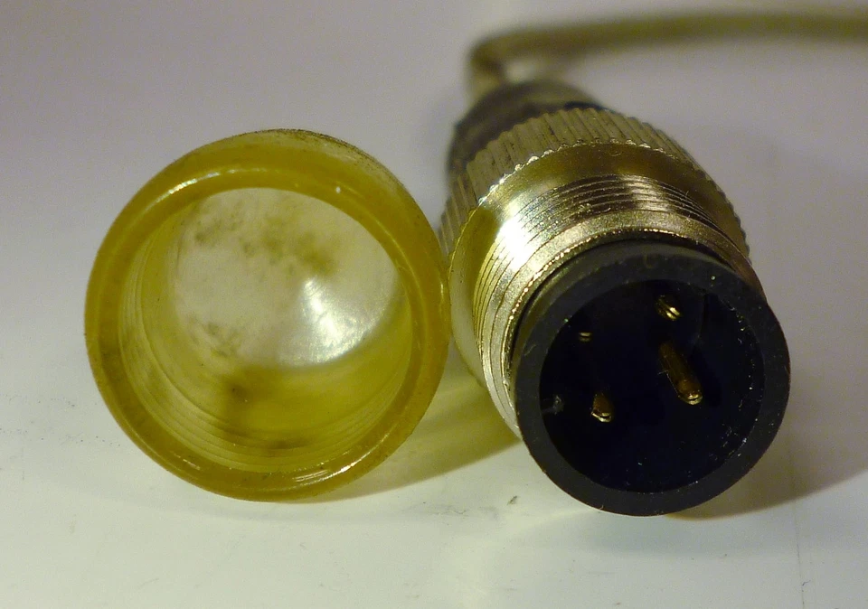 SMC D-Y7BW-111G 24VDC 4 Pin Inductive Proximity Sensor - Image 4 of 4