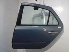 Porte arrière et accessoires Renault LAGUNA