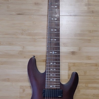 Schecter Omen 8 Diamond E-Gitarre 8-saitig 24 Bünde Walnuss 4/4