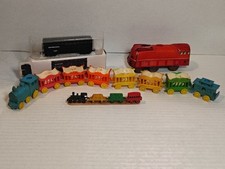 Miscellaneous Train Lot Plastic , Diecast