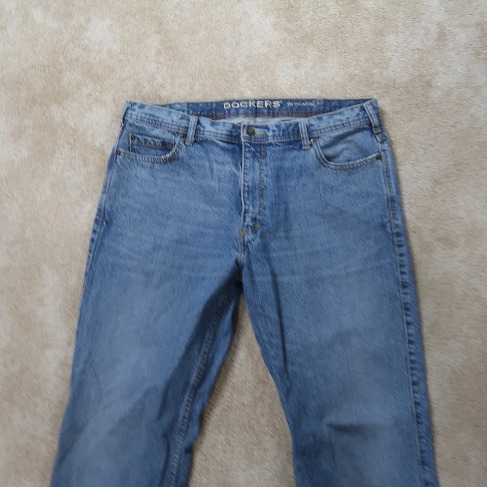 Dockers D3 Classic Fit Jeans Men's 38x34 Blue Denim Pants - Image 2 of 4
