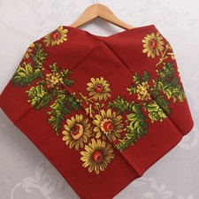 Vintage Ukrainian Shawl Scarf Clean Wool Red Hustka with an Ornament 77 75   
