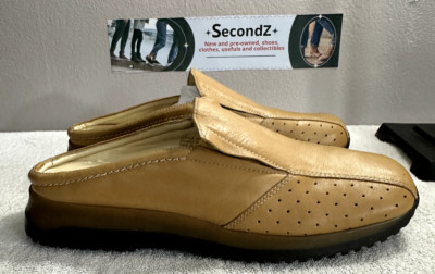 Anne Klein AK2 Womens Tan Perforated Leather Slides Clogs Mules Size 8.5M