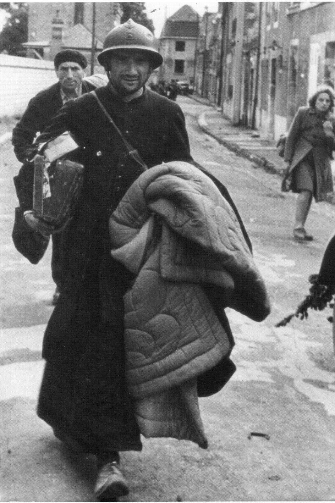 Vêtement/Uniforme Historique Type Aumônier 1940 - Maginot, Lorraine - Sous-type Chemise