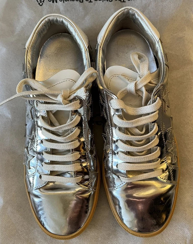 Auténticas zapatillas bajas Saint Laurent Court Classic Star, plateadas talla 38,5 Foto 2 de 4