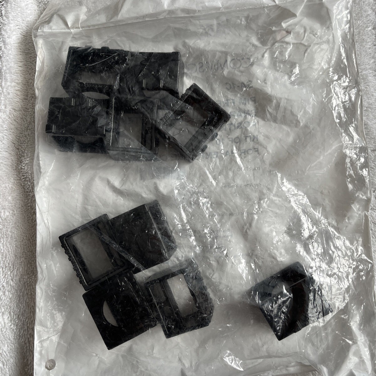 Kit 10 Adattatori Gancio Composito CommScope SA-1C, 1 Posizione, Senza PIM, Made In USA