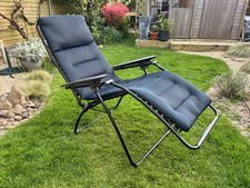 Lafuma Zero Gravity Padded Recliner Navy Blue. FREE POSTAGE.