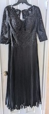 JJ's House Floor-Length Mother of the Bride/Groom Black Dress  With Sequence. 12