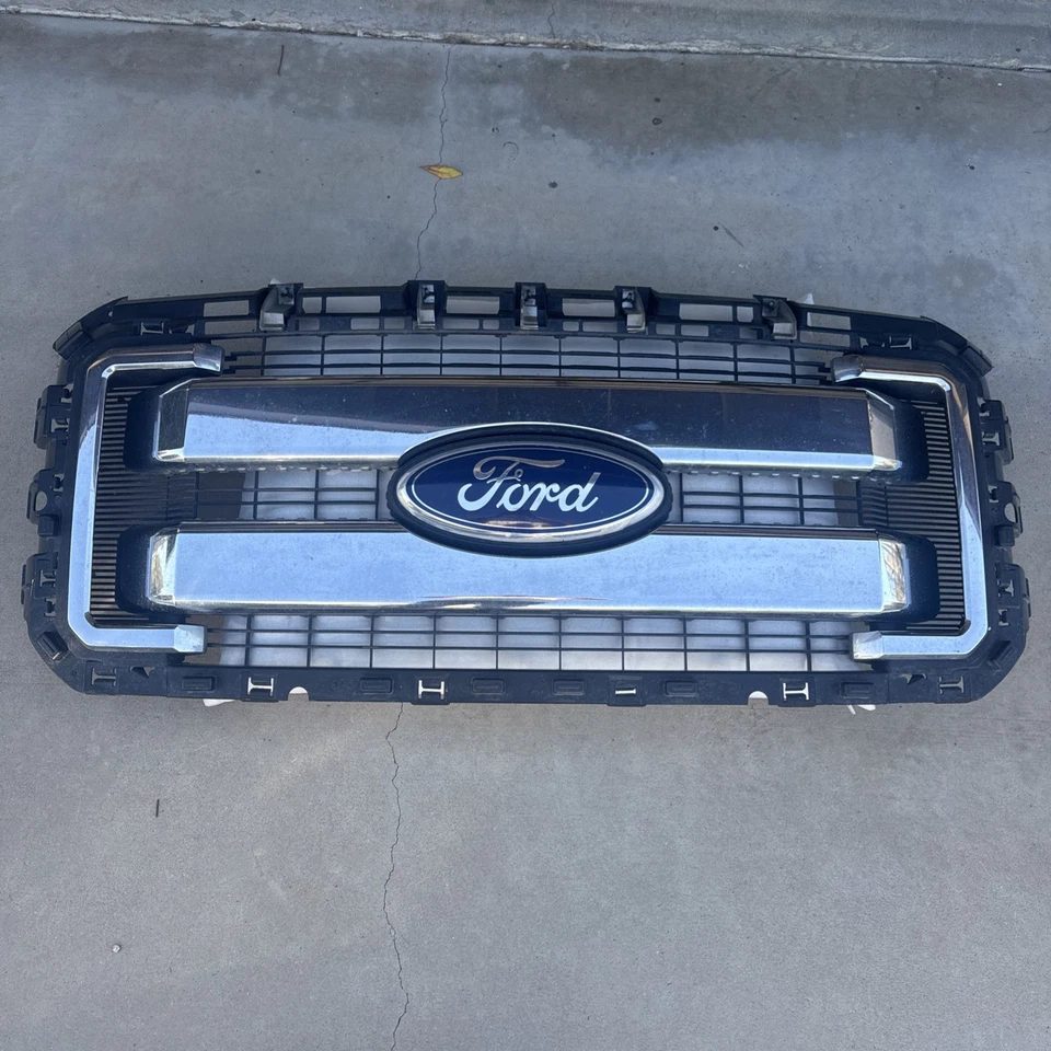 Ford F250 F350 F450 F550 Super Duty 2011-2016 OEM parrilla de radiador cromada Foto 2 de 4