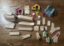 60 Piece Lot Compatible Brio Thomas Wooden Railway Train Track Switch House