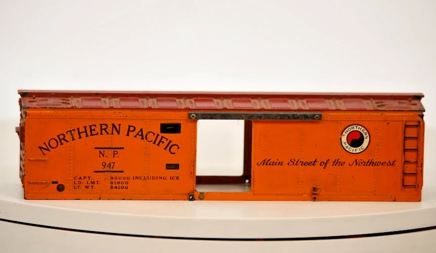 American Flyer #947 Northern Pacific Reefer/Boxcar SHELL ONLY S Gauge 1:64 Scale - Image 2 of 4