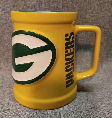 Collectible Official NFL Green Bay Packers Yellow Ceramic Coffee Mug Cup EUC
