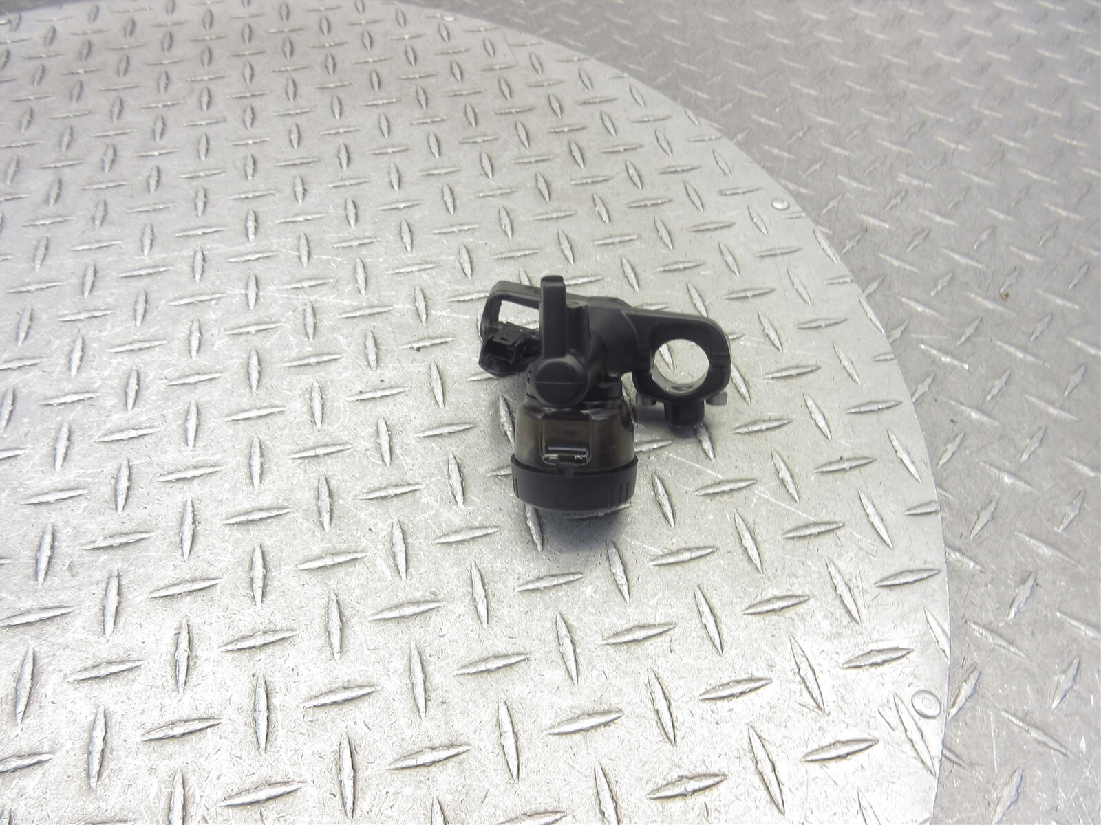 2011 BMW R1200gs Clutch Control Master Cylinder Pump 32727728848  