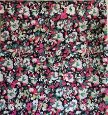 103cm L x 118cm W Joules Painted Poppy Ditsy Floral on Navy light fabric new