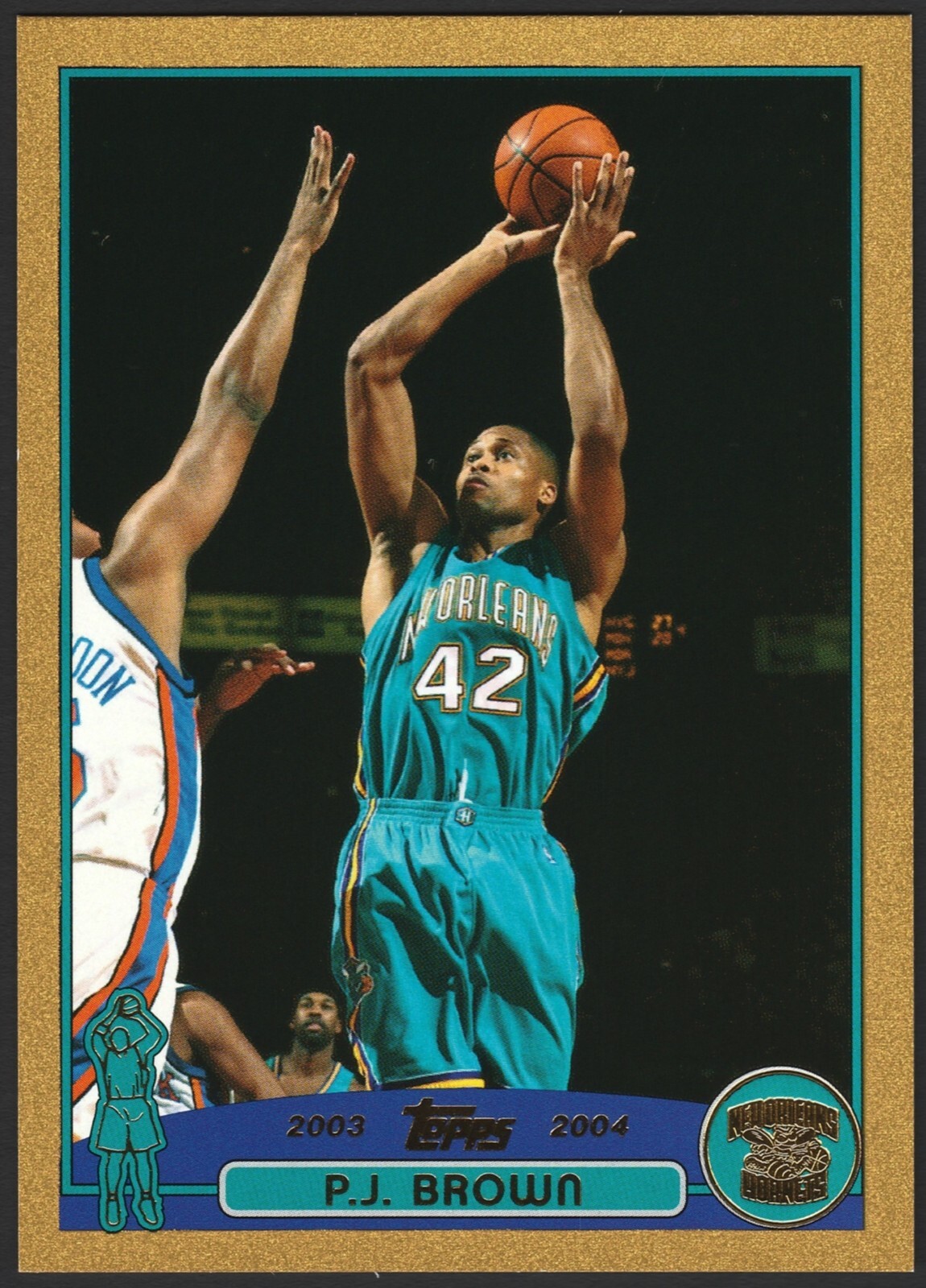 P.J. Brown 2003-04 Topps Gold /99 #56 New Orleans Hornets 🔥