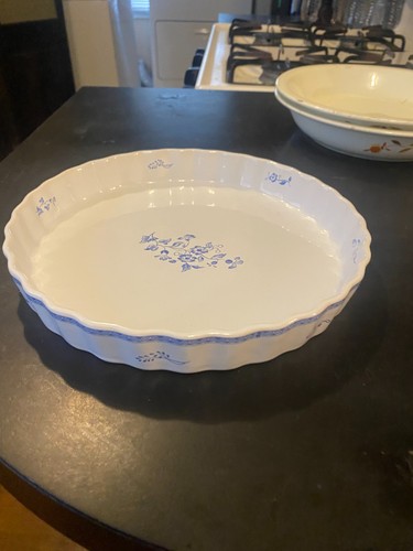 Apilanlehti Fyrklovern Firklaveren Jackie Lynd White Blue Quiche/Tart Pan Dish
