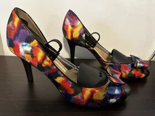 Coach and Four Fabric Print Shoes Women’s 11 Open Toe Heels Dorsay Pumps Bow