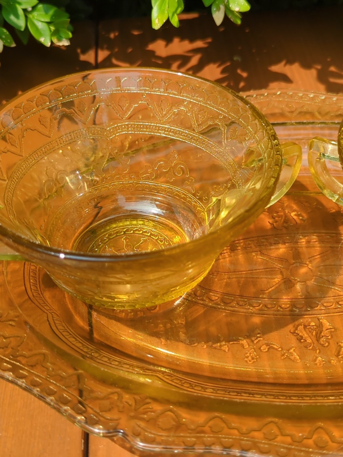 Lot of 3 Federal Patrician Spoke Amber Double Handled Bowl & Platter Depression