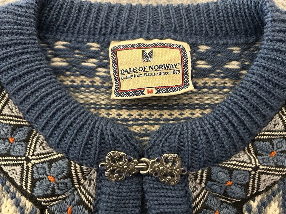 Dale of Norway Wool Cardigan Sweater Cream Blue Medium Snowflake - Image 2 of 4