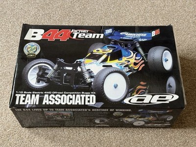 TEAM ASSOCIATED B44 NEU IM KARTON - SELTEN - NICHT KYOSHO LOSI SCHUMACHER