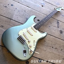 Fender FSR Deluxe Vintage Player '62 Strarocaster Blue Ice Metallic (no2602031)