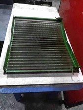John Deere Grille-front Ar68539