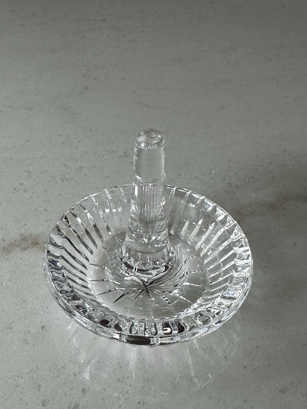 Vintage Signed Waterford Crystal Ring Holder Vanity Jewelry Display Holder 3 In.