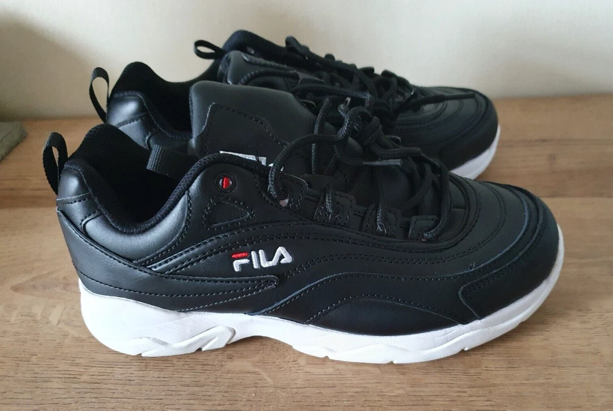 Womens fila trainers black sale