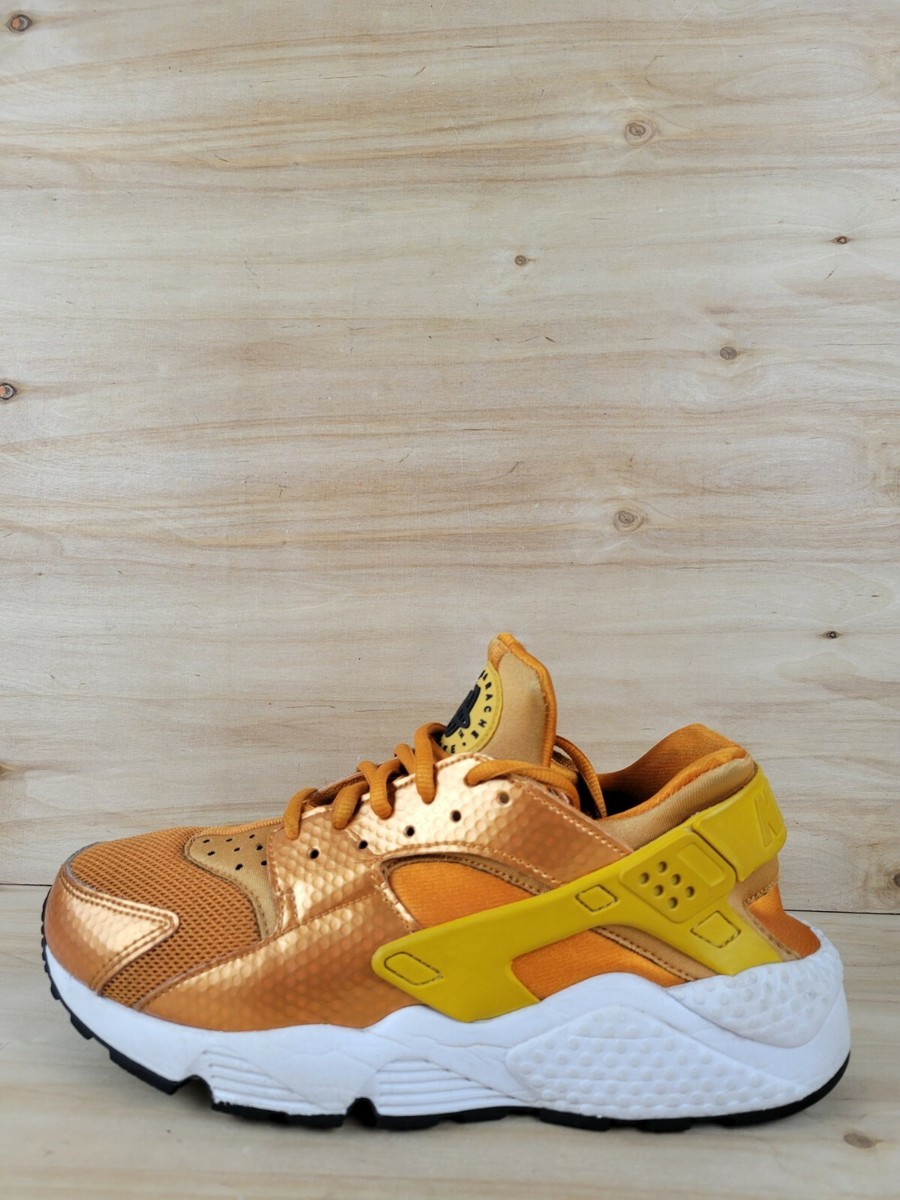 NIKE AIR HUARACHE RUN 634835-701 GOLD/WHITE Wmns Sz:
