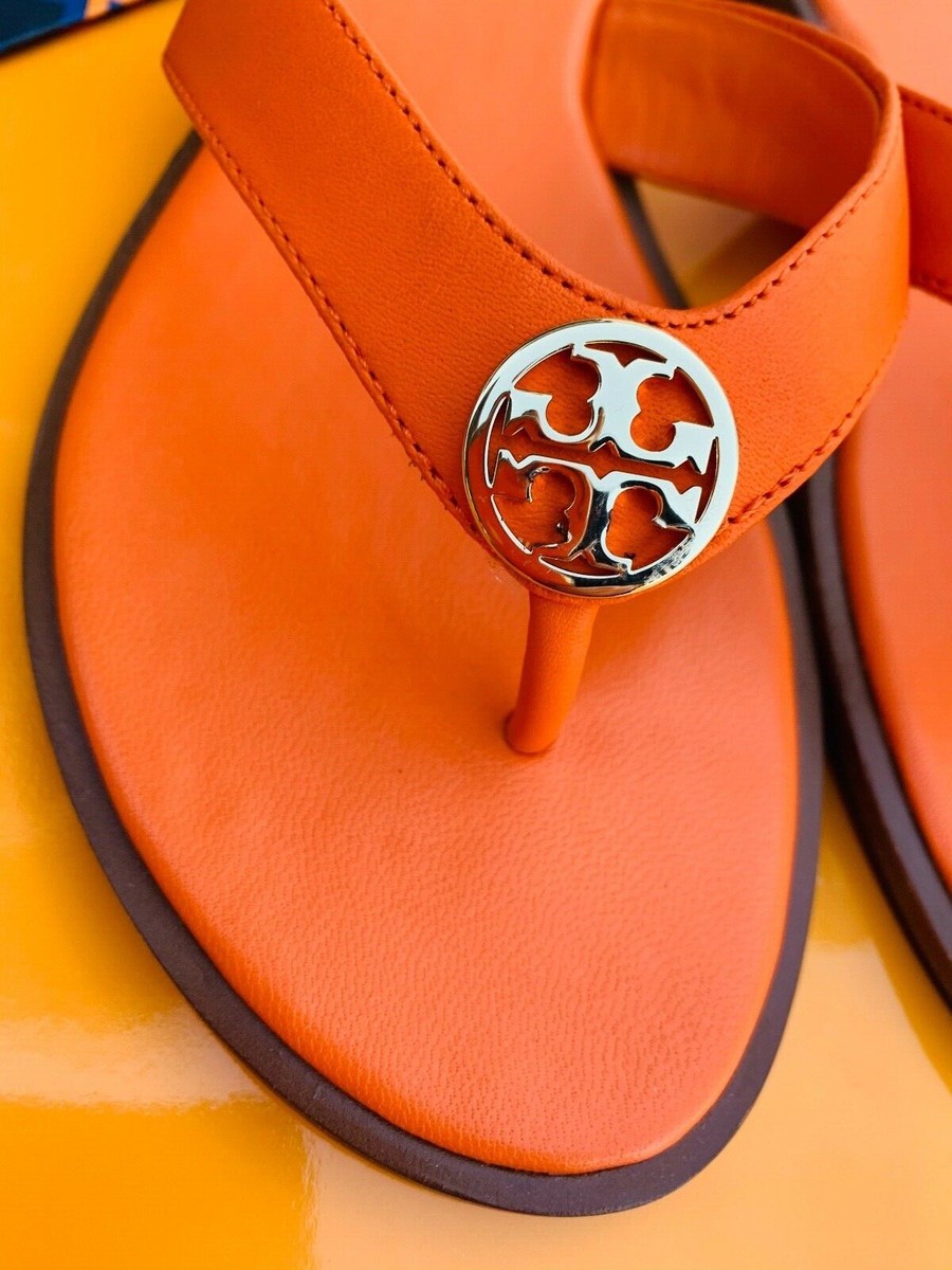 NIB Tory Burch Benton Thong Flat Sandals Leather Gold Logo
