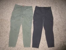 LOT (2) SPANX  1X PETITE Stretch Twill Ankle Cargo Pant 20311Q SAGE & WASH BLACK