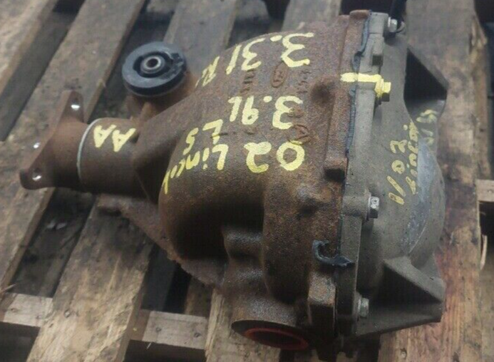 2000-2002 Lincoln LS V8 Rear Axle Carrier Differential 3.31 Gear