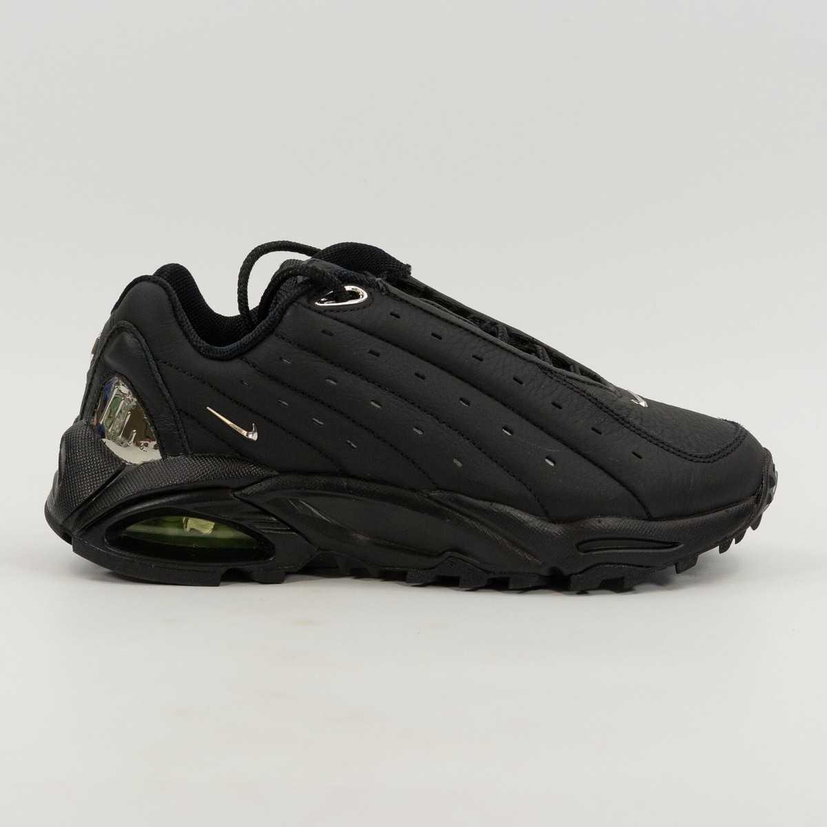 DRAKE NOCTA × NIKE HOT STEP AIR TERRA BLACK DH4692-001 Nike NOCTA Hot Step Air Terra 