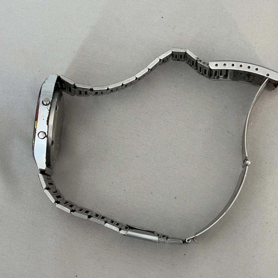 Reloj Digital Multialarma Cuarzo Sanyo Vintage Batería Nueva Movimiento Japón Foto 3 de 4